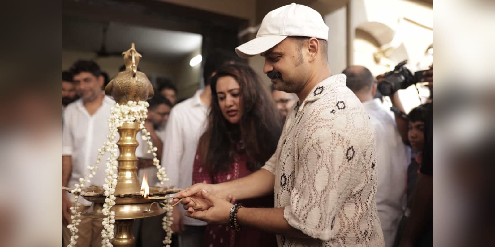 Kunchacko boban priya mani film starts rolling