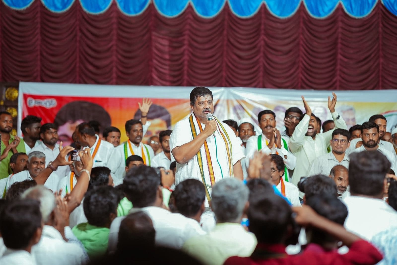 Velchala Rajender Rao, a Velama, is banking on the image of his father, the late Velchala Jagapati Rao. (X)