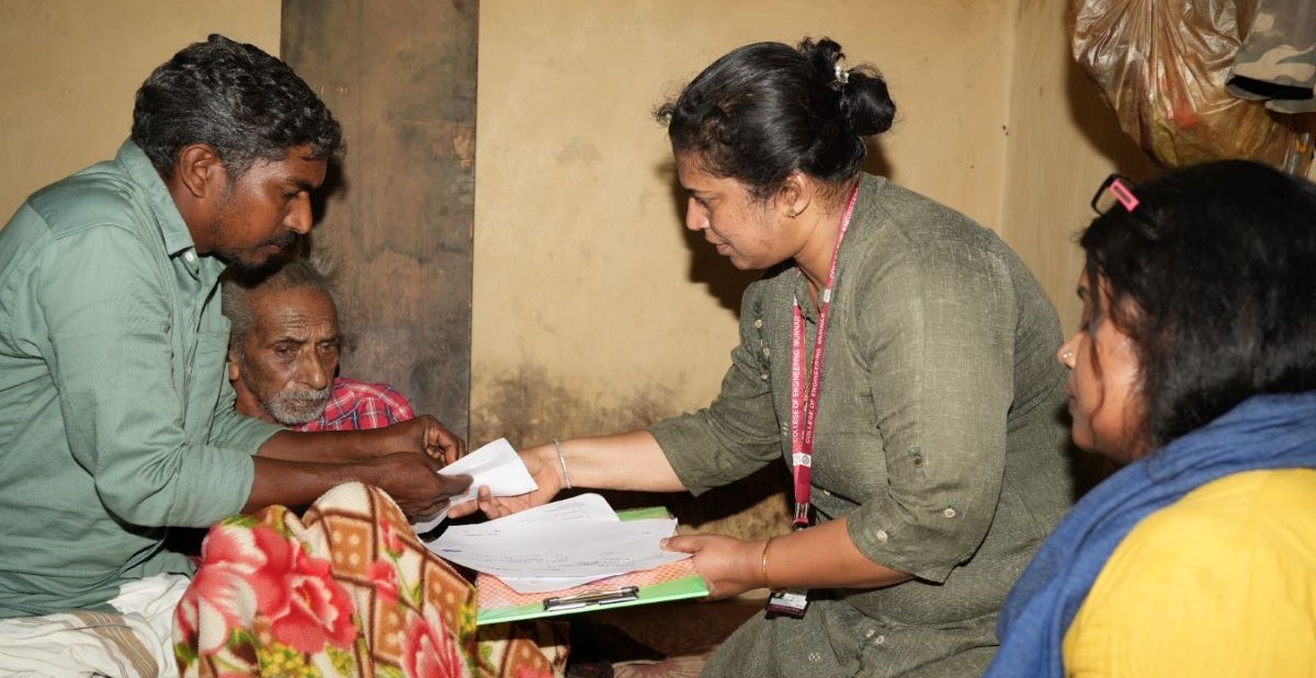 Nonagenarian Sivalingam voting through VFH Nonagenarian Sivalingam voting through VFH