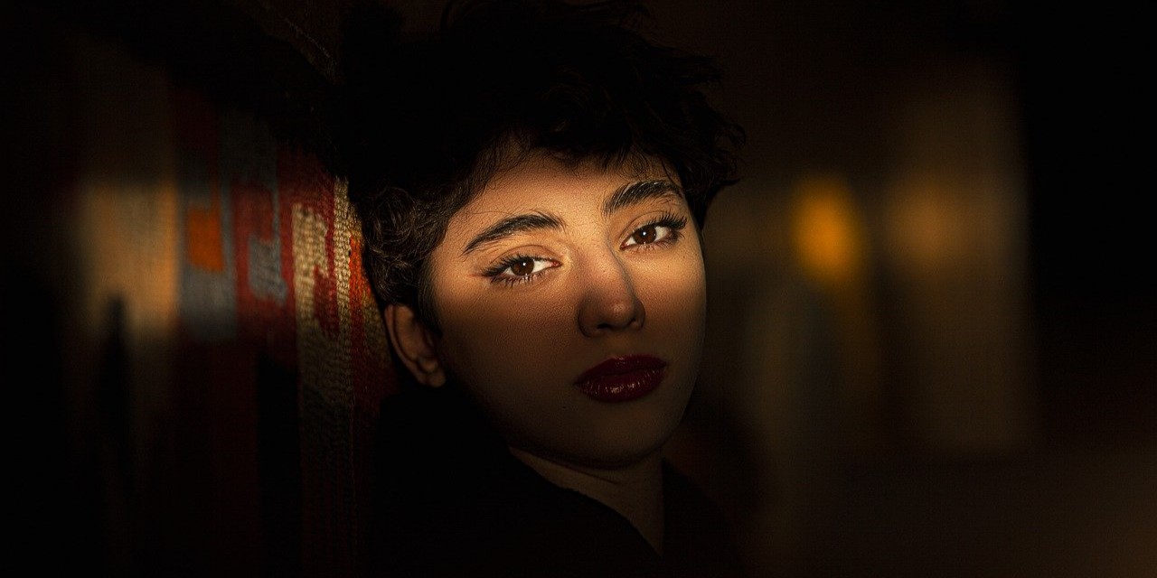 You won’t believe what blinking does to your brain’s view of the world!