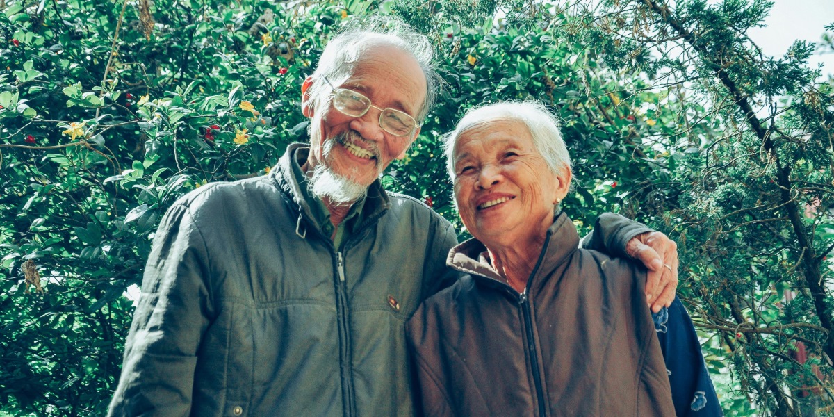 Two old people. (Creative Commons) life expectancy