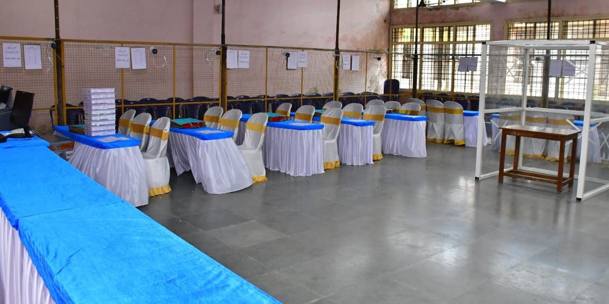 Counting center in Dharwad constituency in Karnataka. (X)