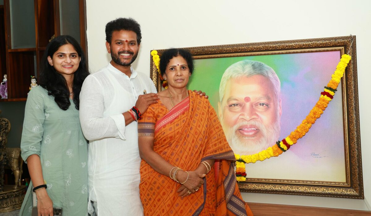 RamMohanNaidu-family TDP's K Ram Mohan Naidu (seen with his family) entered politics after his father Yerran Naidu's demise in a car accident. (Ram Mohan Naidu Kinjarapu/X)
