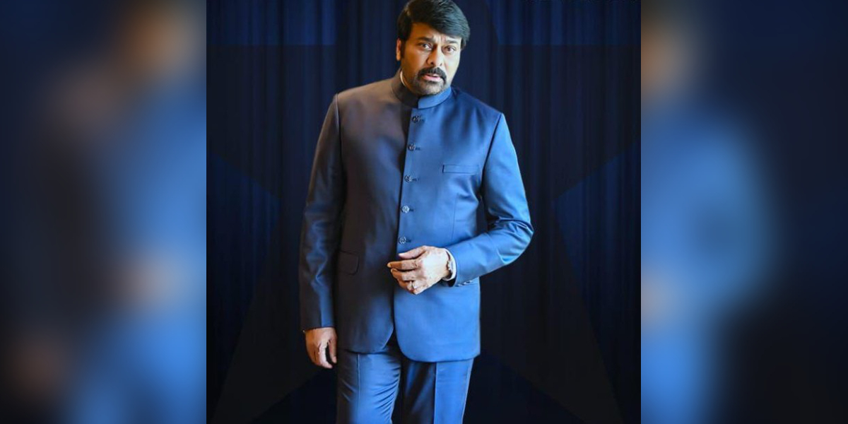 Netizens call out Chiranjeevi after he pushes an IndiGo employee Netizens call out Chiranjeevi after he pushes an IndiGo employee