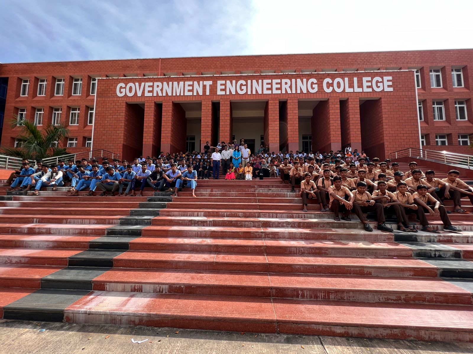 GECK Karnataka Government Engineering Colleges Polytechnic Colleges Technical Education Engineers