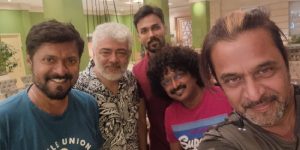 Team 'Vidaa Muyarchi' with Ajith. (X)