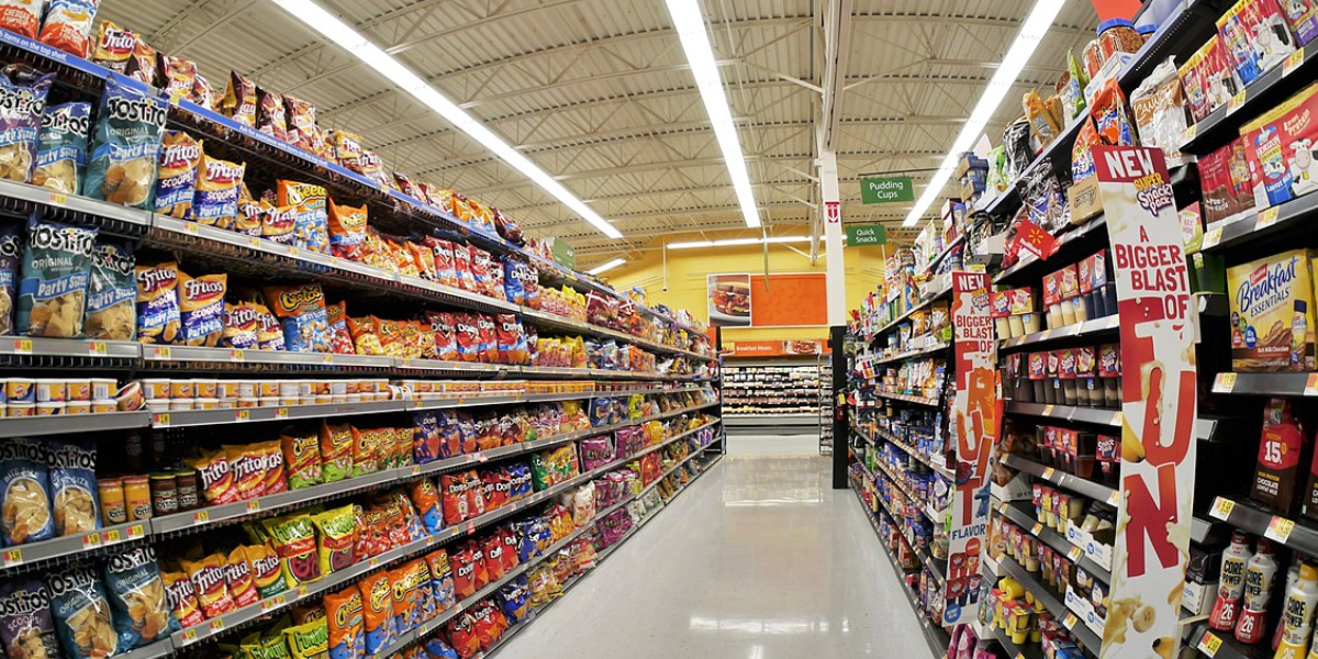 Rise in Obesity and Diabetes due to Aggressive Food Advertising GST slash makes chocolate, ice cream and snacks cheaper — health has to pay the price