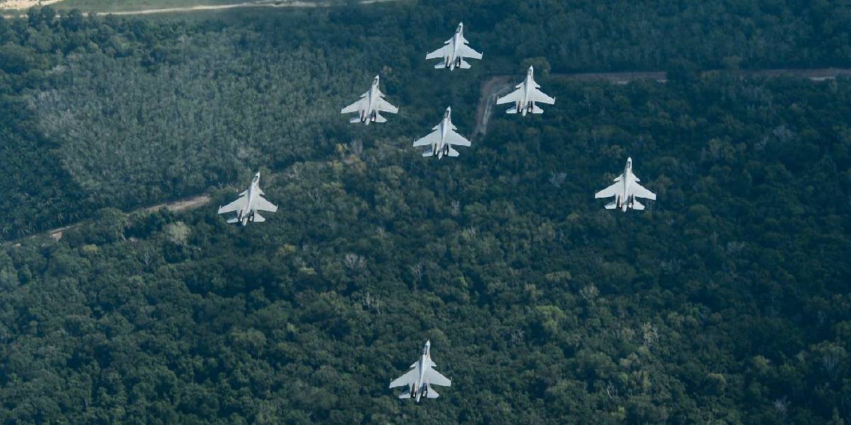 Budget: Significant focus on defence Budget: Significant focus on defence