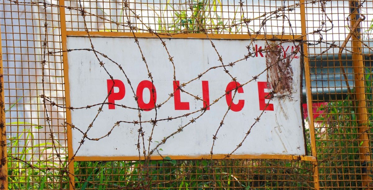 Assault on Dalit woman: Inspector, 5 cops suspended Assault on Dalit woman: Inspector, 5 cops suspended