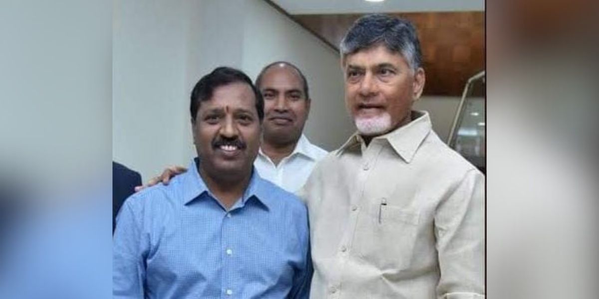 Pendyala Srinivasa Rao with Chandrababu Naidu. (X) Pendyala Srinivasa Rao with Chandrababu Naidu. (X)