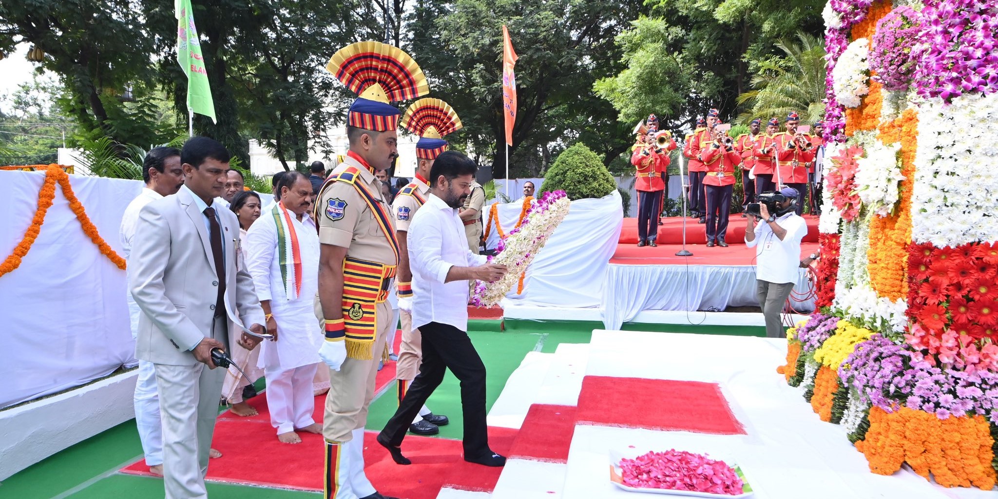 Telangana Chief Minister Revanth Reddy presenting a wreath at the Martyr’s memorial. (X) 17 September Hyderabad