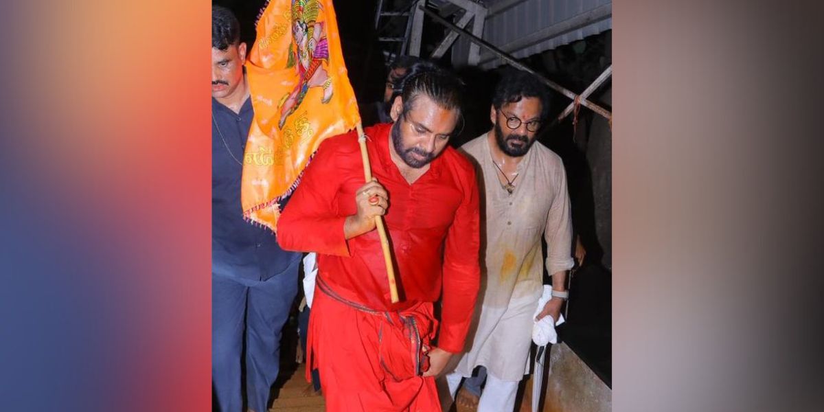 Pawan Kalyan on his way to the Tirumala shrine. Pawan Kalyan on his way to the Tirumala shrine.