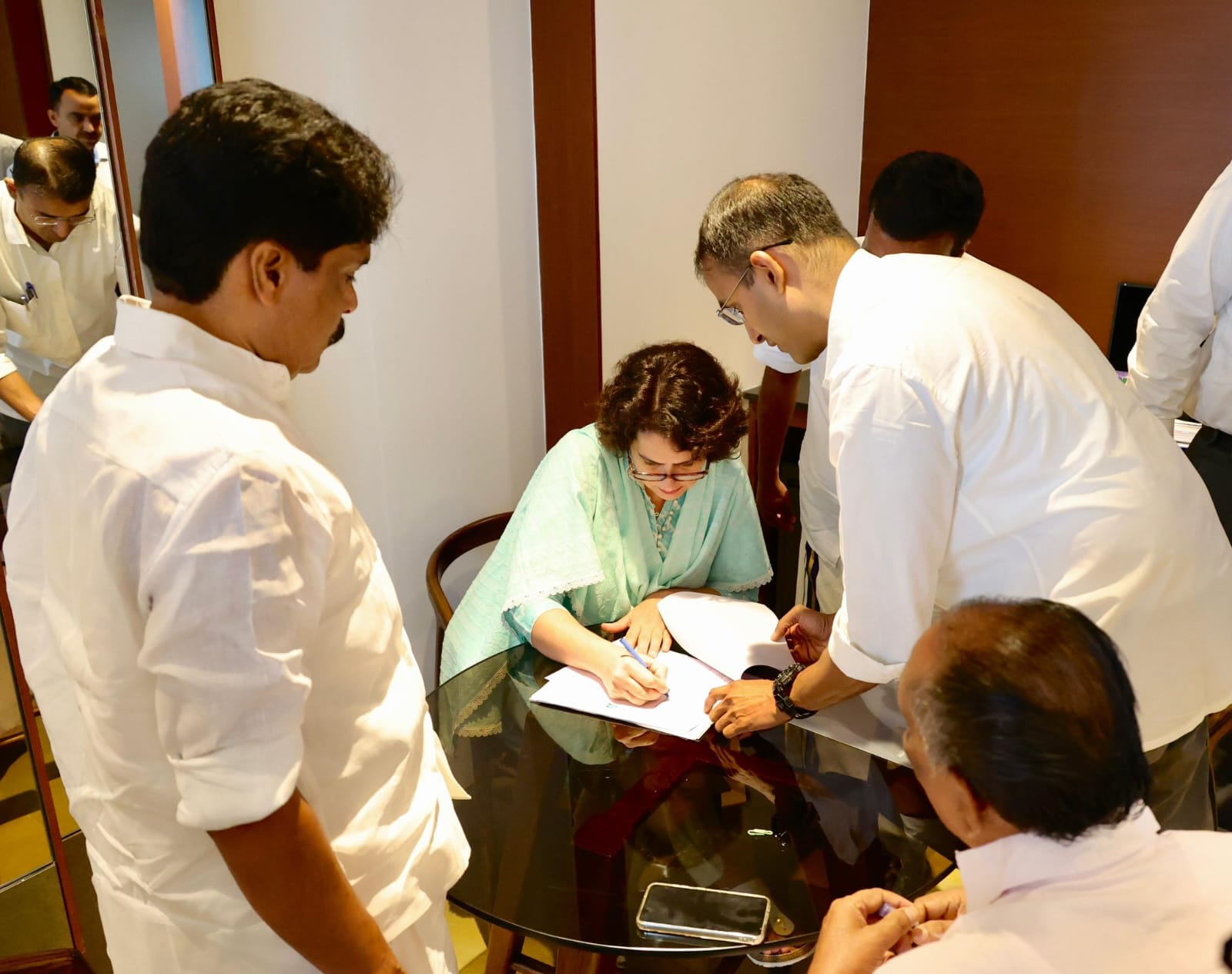 Priyanka-papers Priyanka Gandhi Vadra signing the nomination paper before submitting them in Wayanad on Wednesday. (Supplied)