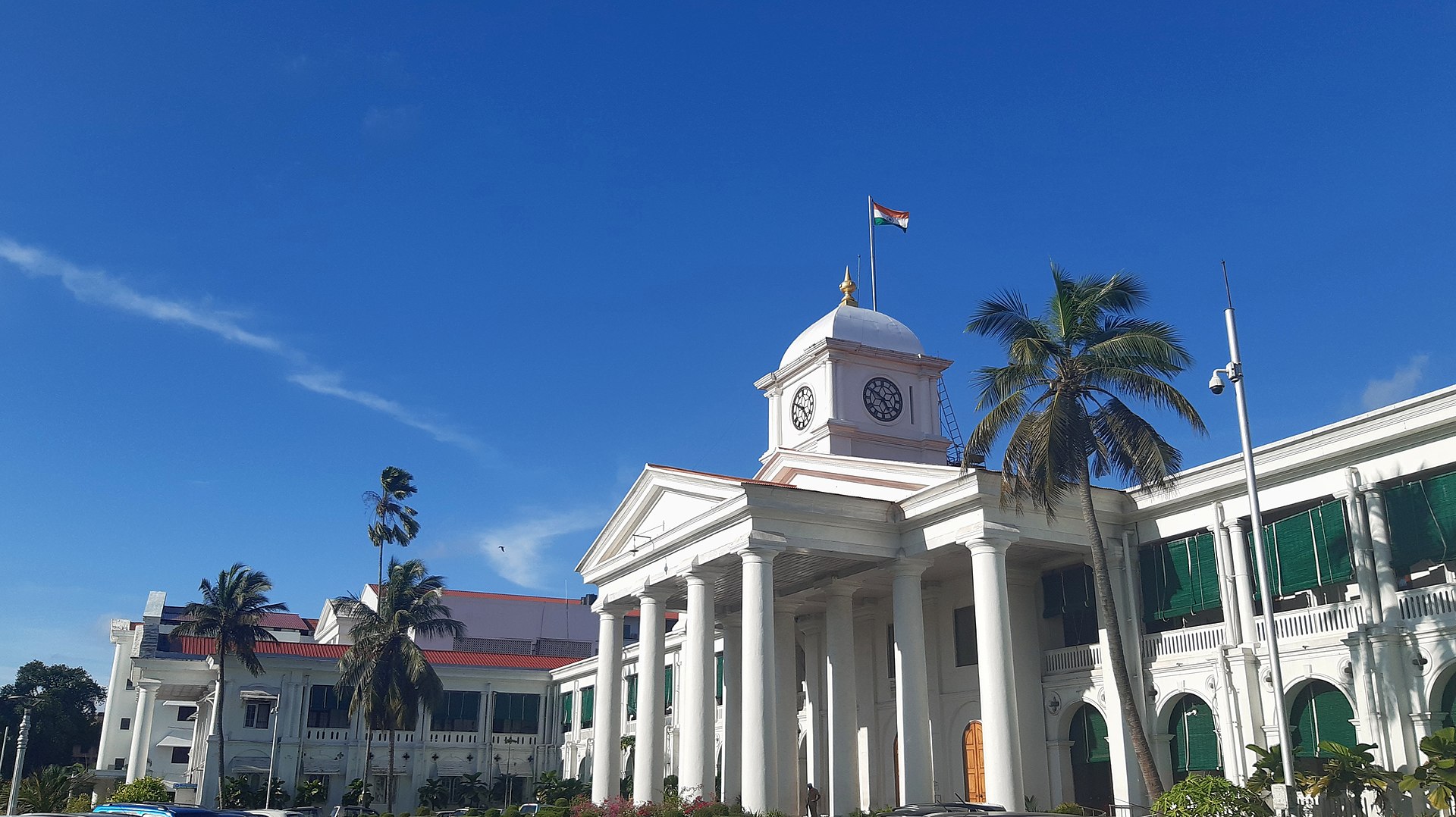 Government_Secretariat_of_Kerala While typists in the state’s Secretariat departments are officially called “computer assistants,” typists outside the Secretariat have yet to receive this recognition, fuelling their demand for a uniform title. (Shagil Kannur/Creative Commons)