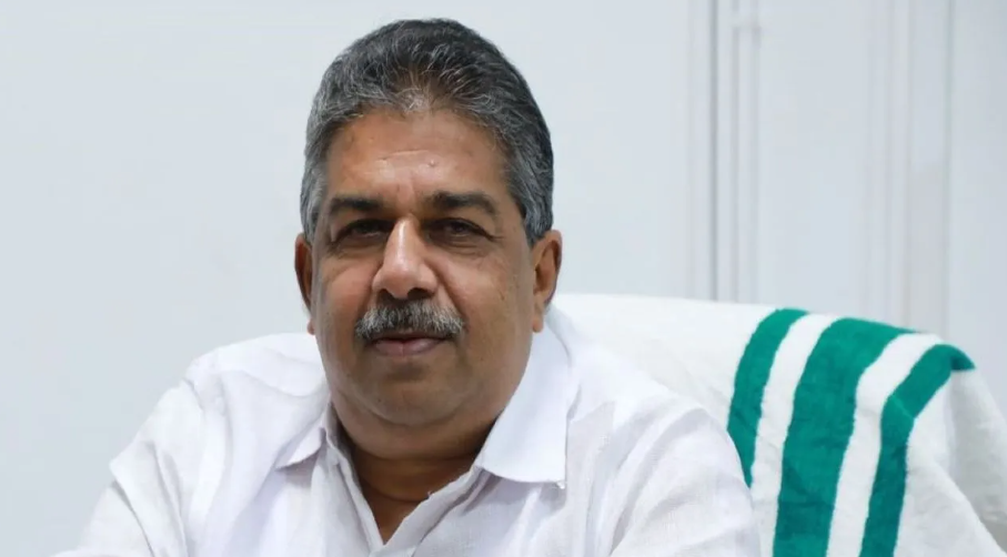 Crime branch to probe into Saji Cherian's remarks on Constitution