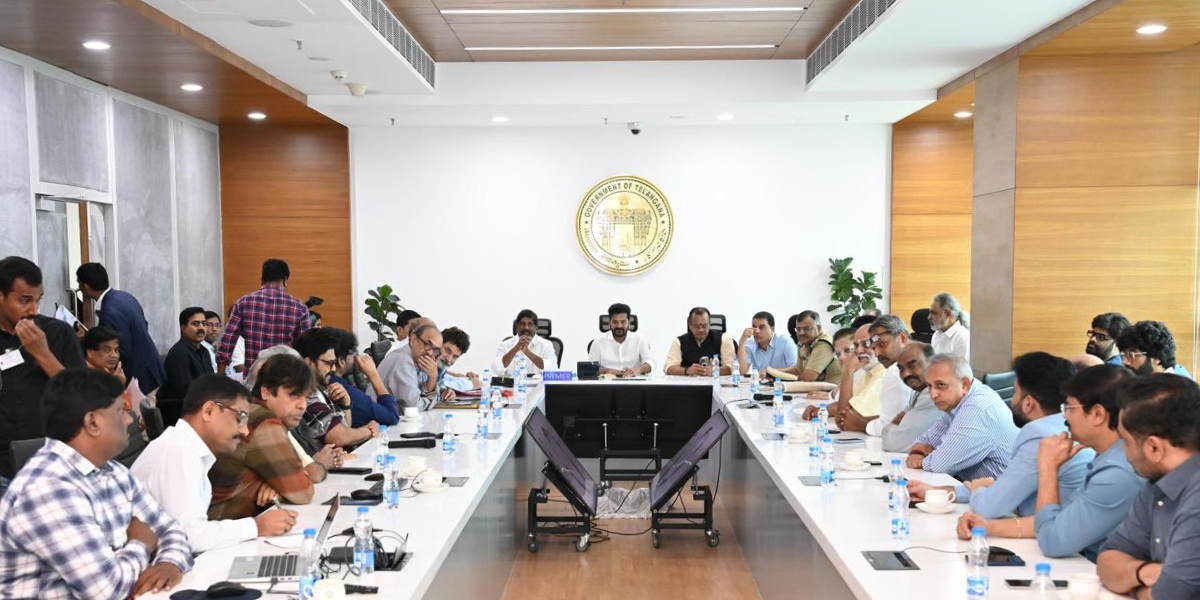 “No rift”, says Tollywood after meeting Telangana CM Revanth; radio silence on Allu Arjun