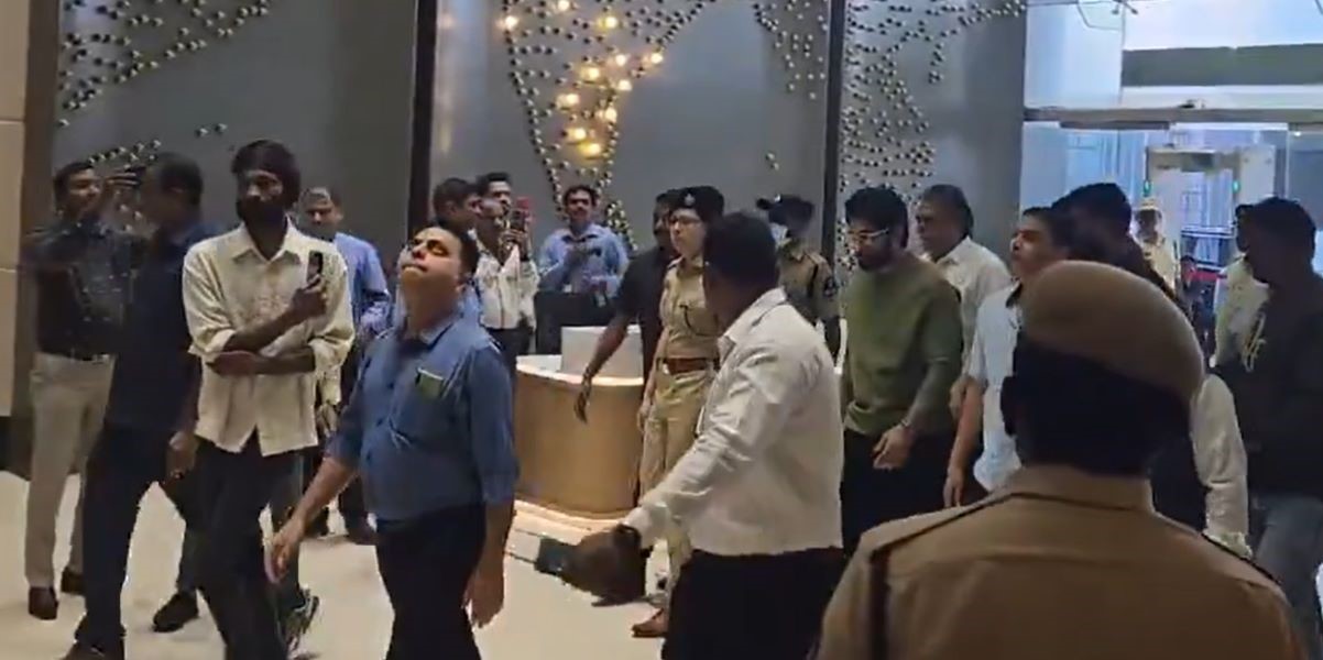 Allu Arjun visits Sri Tej at the hospital