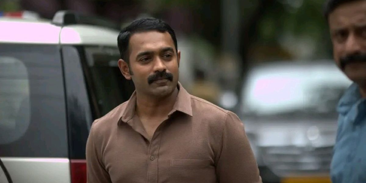 Asif Ali in Rekhachithram