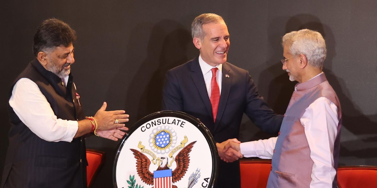 External Affairs Minister S Jaishankar, US Ambassador Eric Garcetti and Karnataka Deputy Chief Minister DK Shivakumar. US Consulate Bengaluru