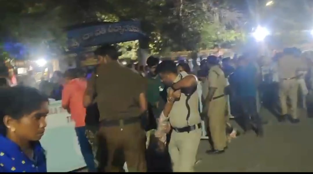 Tirupati The injured being shifted to the general hospital.