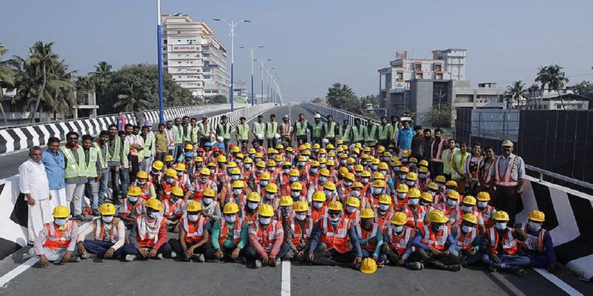 With a robust workforce exceeding 20,000 individuals, including 15,000 skilled labourers and 1,500 engineers, ULCCS continues to set benchmarks in the construction industry.