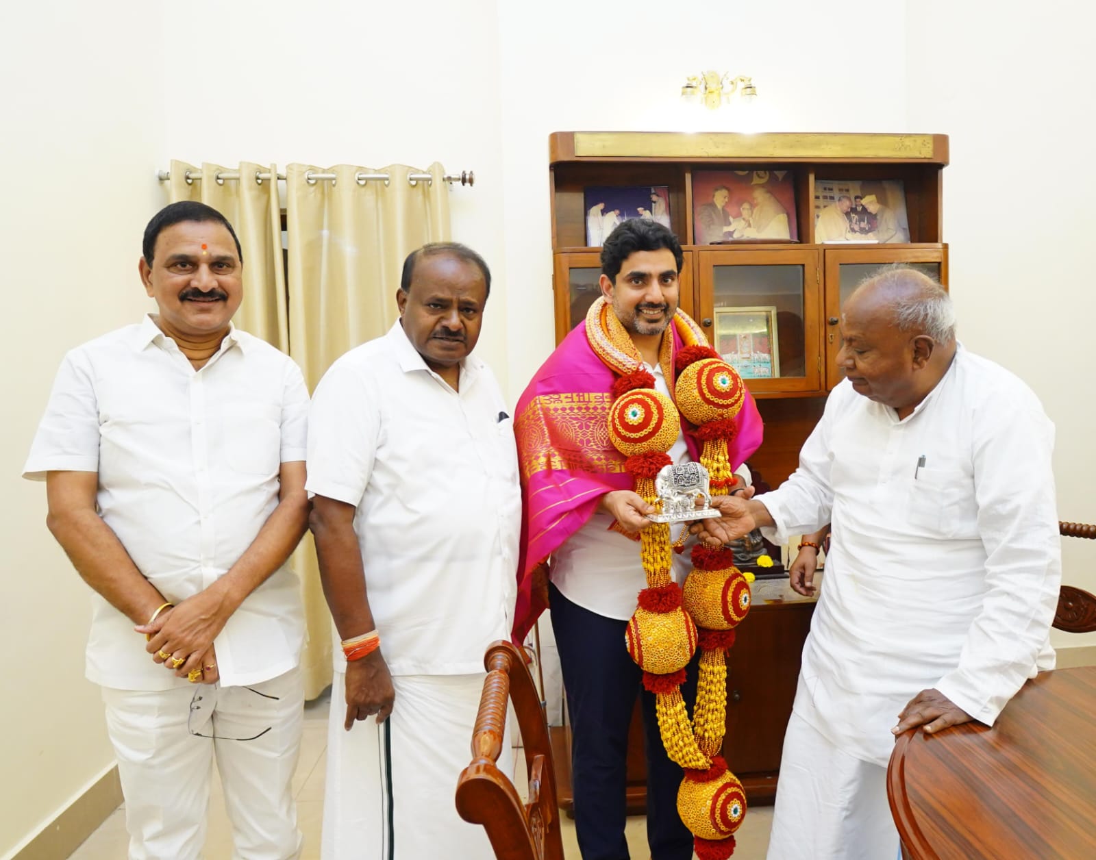 Future Plans for Vizag Steel: Nara Lokesh meets HD Kumaraswamy to discuss ₹11,440 crore revival package