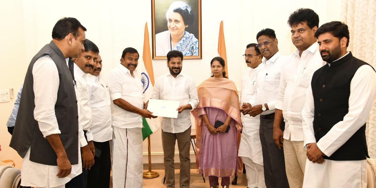 DMK leaders invited Telangana Chief Minister Revanth Reddy to attend the JAC meeting. (X) DMK leaders invited Telangana Chief Minister Revanth Reddy to attend the JAC meeting. (X)