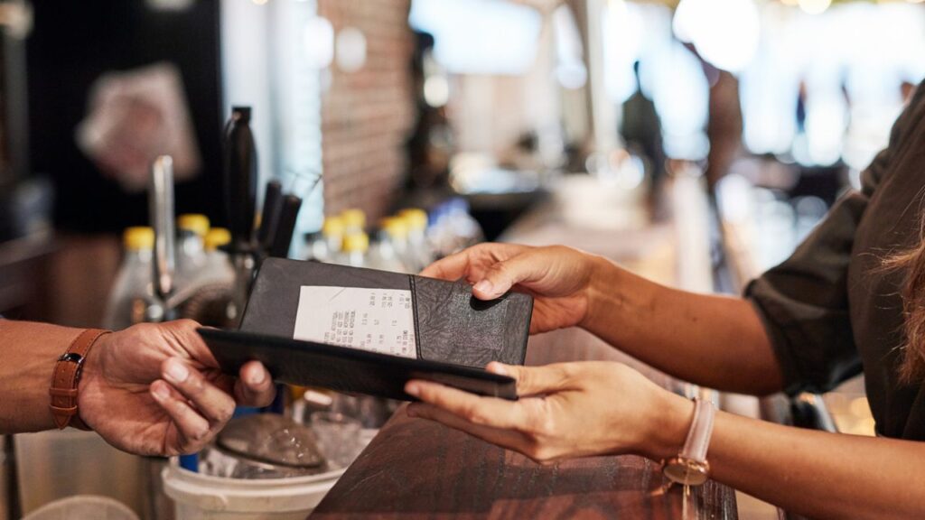 Unfair trade practice? ‘Gas crisis charge’ by Bengaluru eateries draws scrutiny