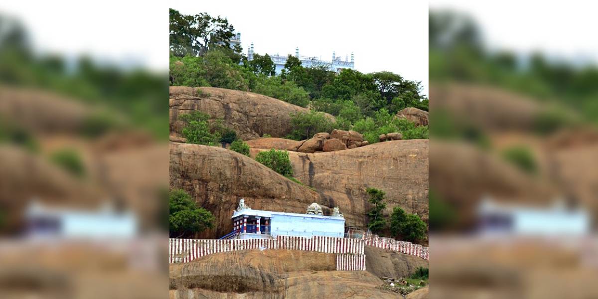 Thiruparankundram temple and the dargah.