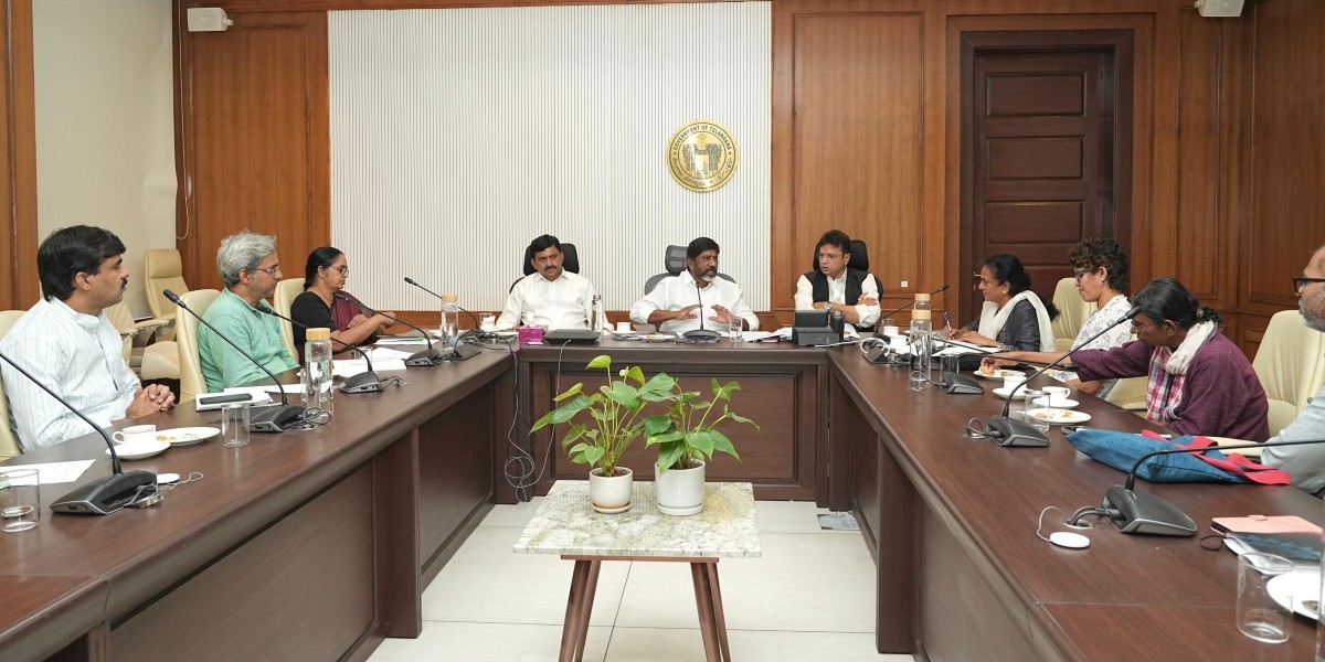 Meenakshi Natarajan at the meeting Meenakshi Natarajan at the meeting