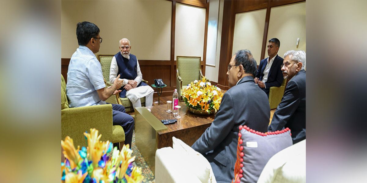 Prime Minister Narendra Modi convened an emergency meeting. (DD News) Pahalgam terror attack