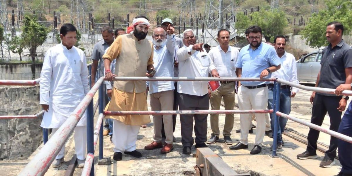 Minister N Uttam Kumar Reddy reviewing the progress. (Facebook)