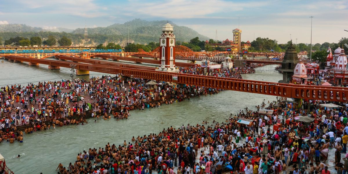People gathered at a ghat on the banks of river Ganga. (iStock) Caste census