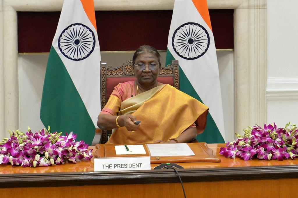President Droupadi Murmu invoked Article 143 to seek the Supreme Court’s advisory opinion on 14 specific questions related to the Governor’s role.