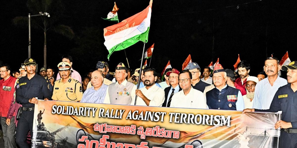 Telangana CM Revanth Reddy leading the Operation Sindoor solidarity rally. Telangana CM Revanth Reddy leading the Operation Sindoor solidarity rally.