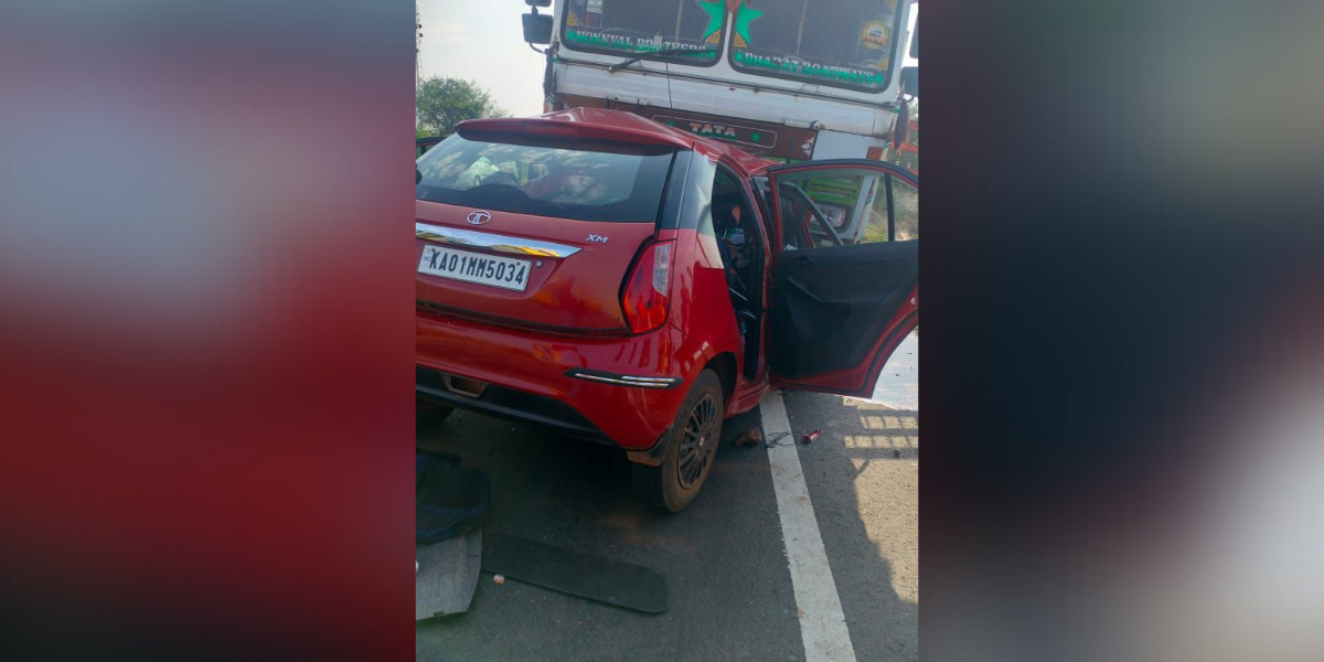 Five killed in car-lorry collision near Hubballi