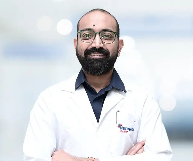 Dr Kaushik Sundar