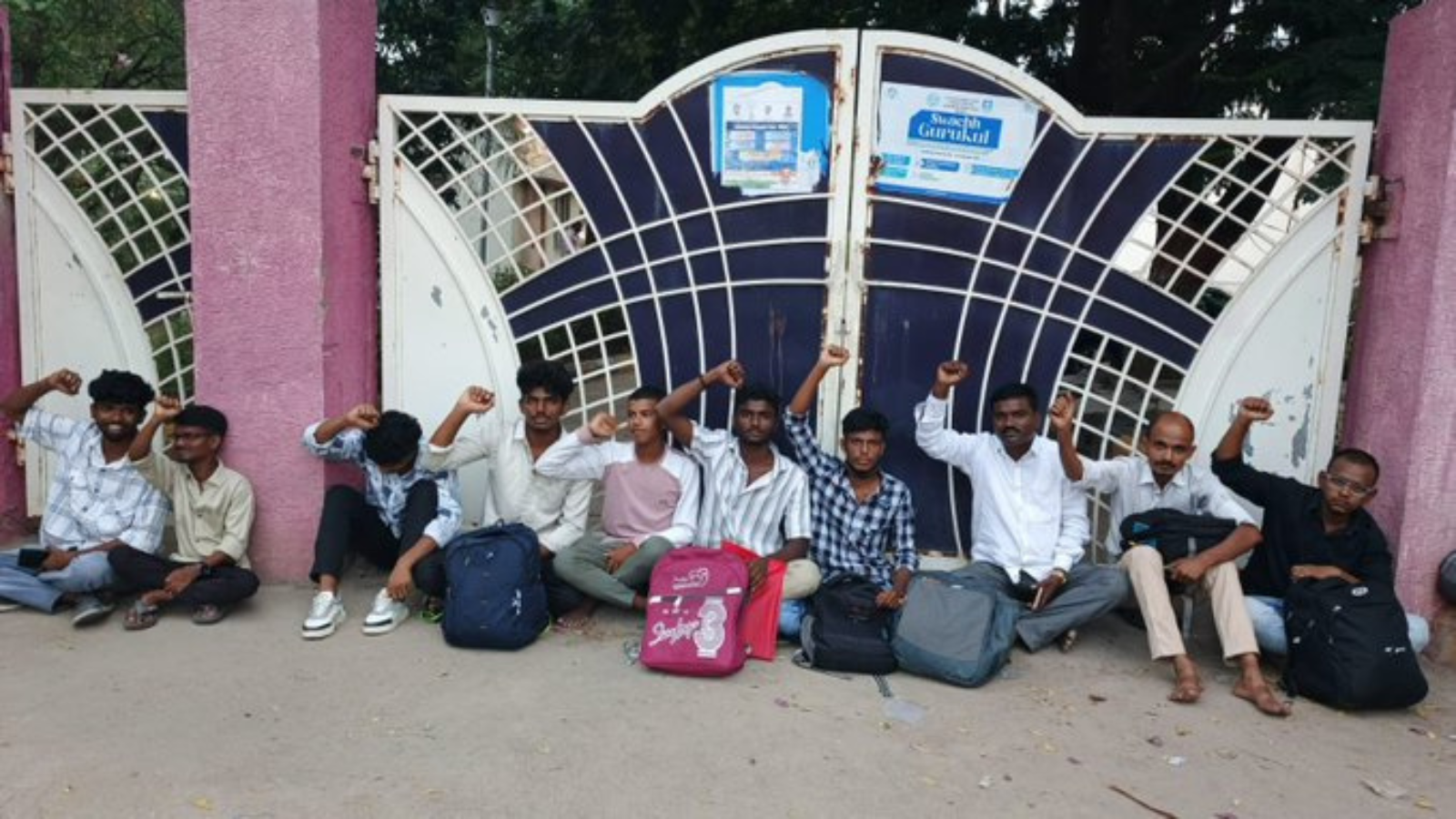Students and parents protest outside the Gowlidoddi CoE