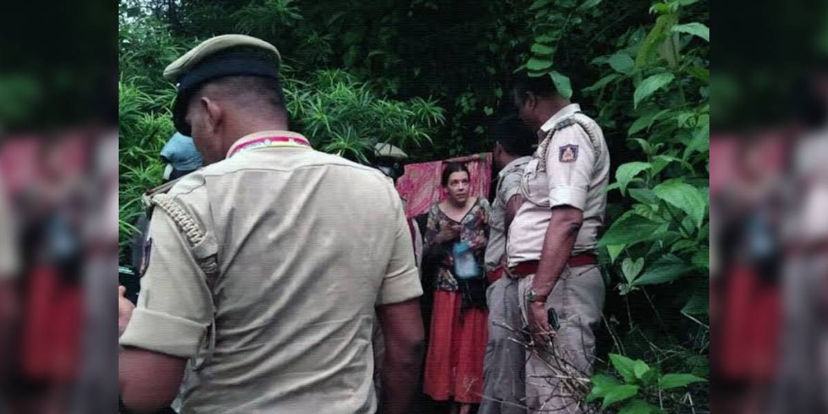 A police party stumbled upon Nina Kutina and her daughters, aged 6 and 4, during a routine patrol on 9 July. (Supplied)