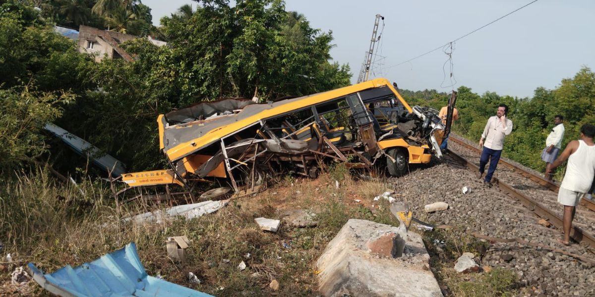 Cuddalore train hit bus