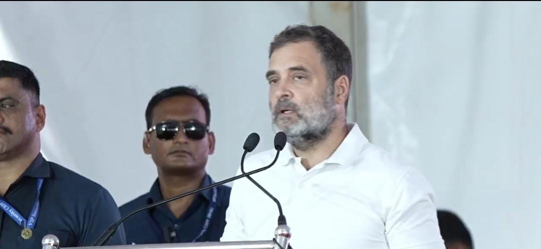 Rahul Gandhi during the Oommen Chandy memorial function.
