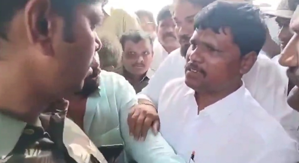 In a video that has since gone viral on social media, Bhupal Reddy can be seen pushing and slapping the constable after a heated exchange. (Screengrab)