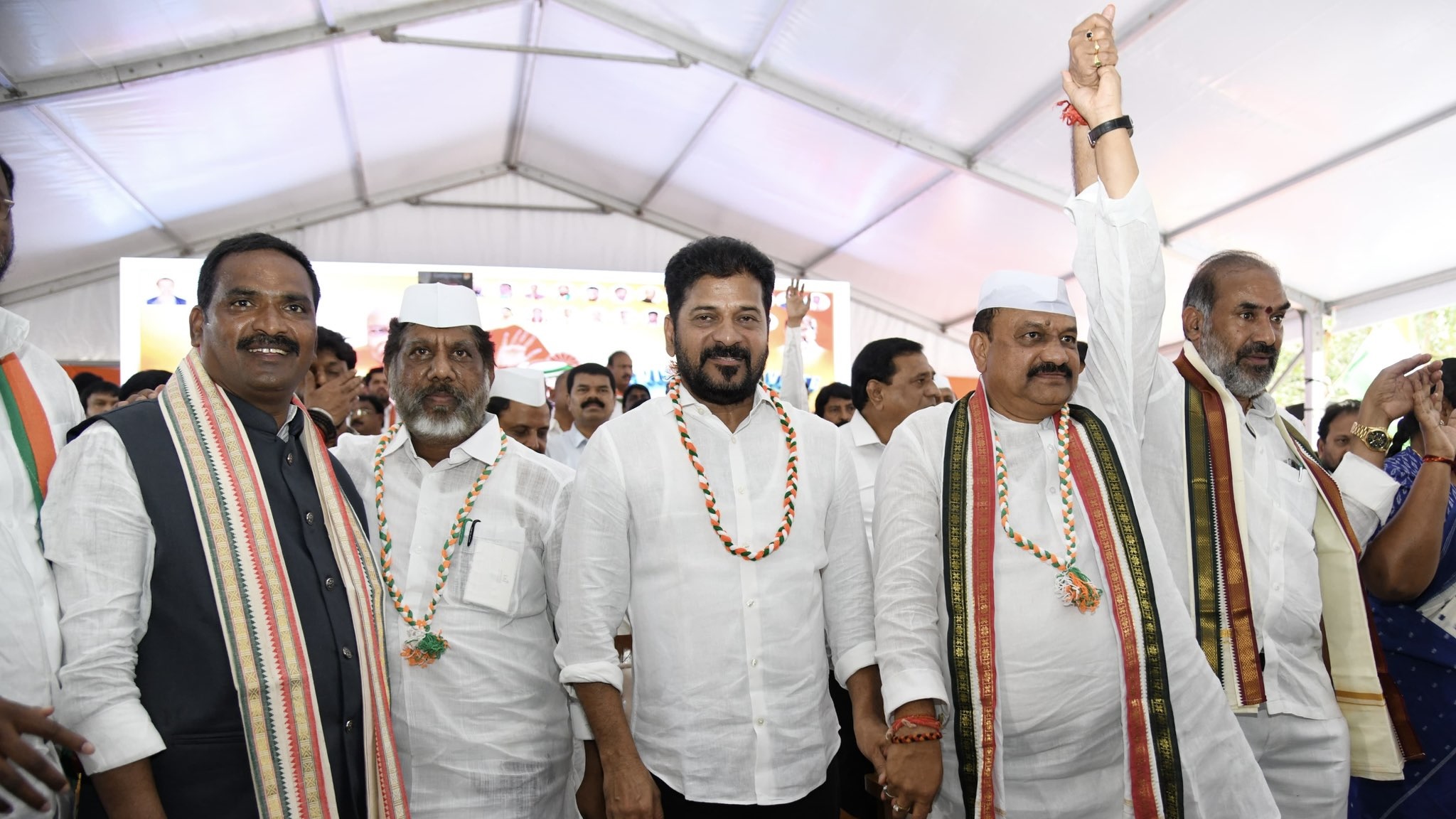 ‘Give us BC reservations or be ousted’: Telangana CM Revanth challenges BJP at New Delhi protest