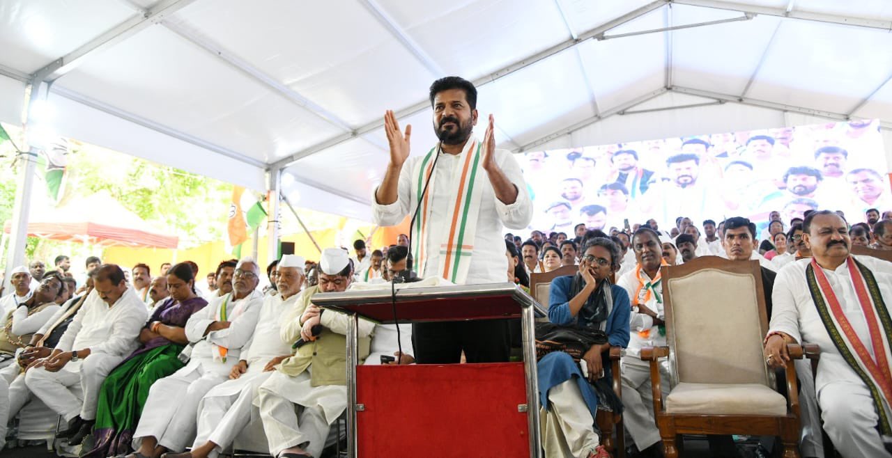 Revanth Reddy-led protest in New Delhi saw the participation of like-minded regional leaders, and it projected the BJP as the primary obstacle to BC empowerment. (X)