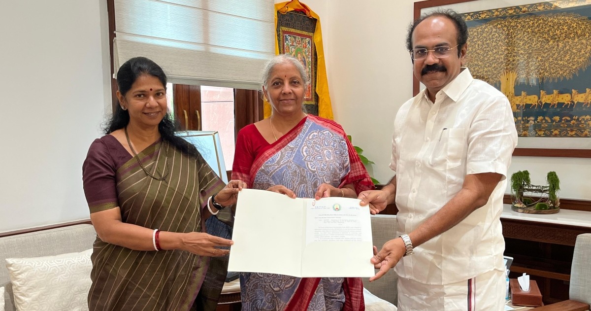 Kanimozhi and Thangam Thennarasu meet Nirmala Sitharaman