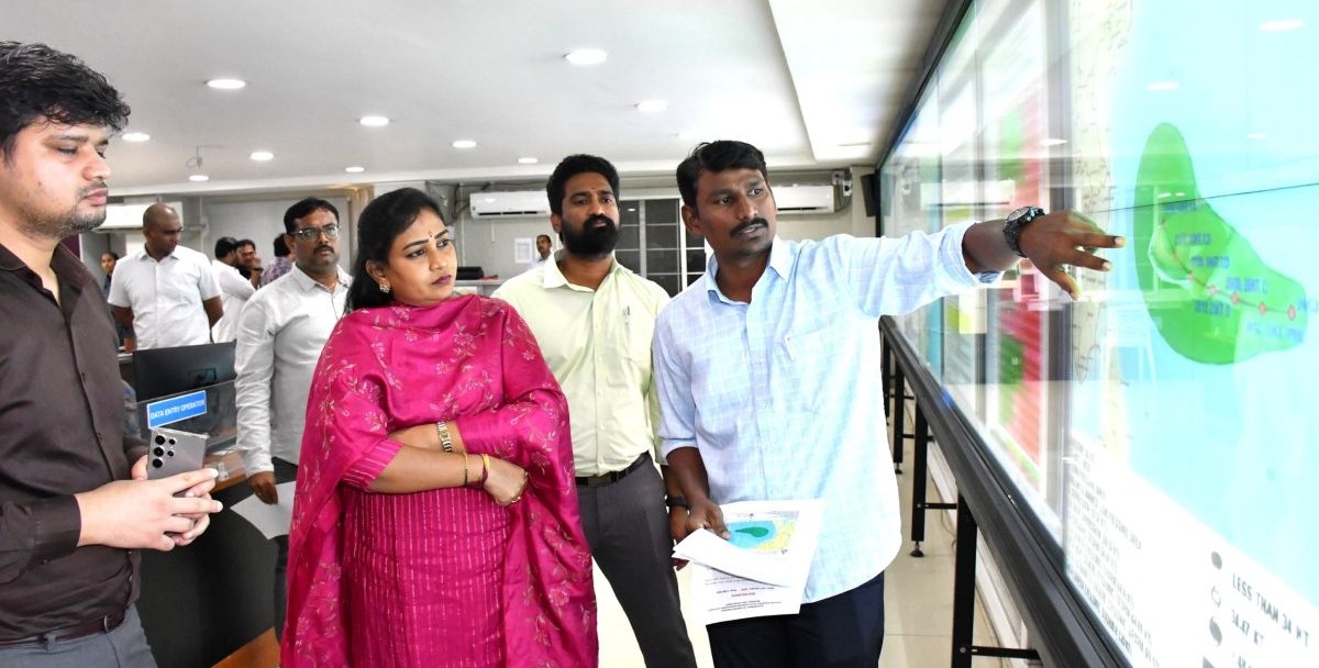 Home minister holds review meeting Andhra Pradesh Cyclone