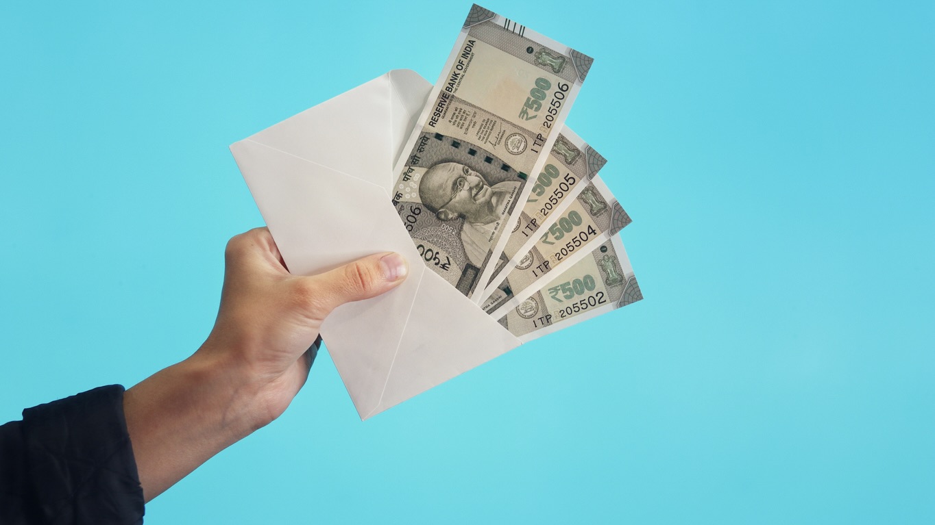 The biggest shift is the new rule that at least fifty percent of total remuneration must be counted as “wages”.