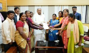 Protesters met Chief Minister Siddaramaiah seeking a ban on alcohol.