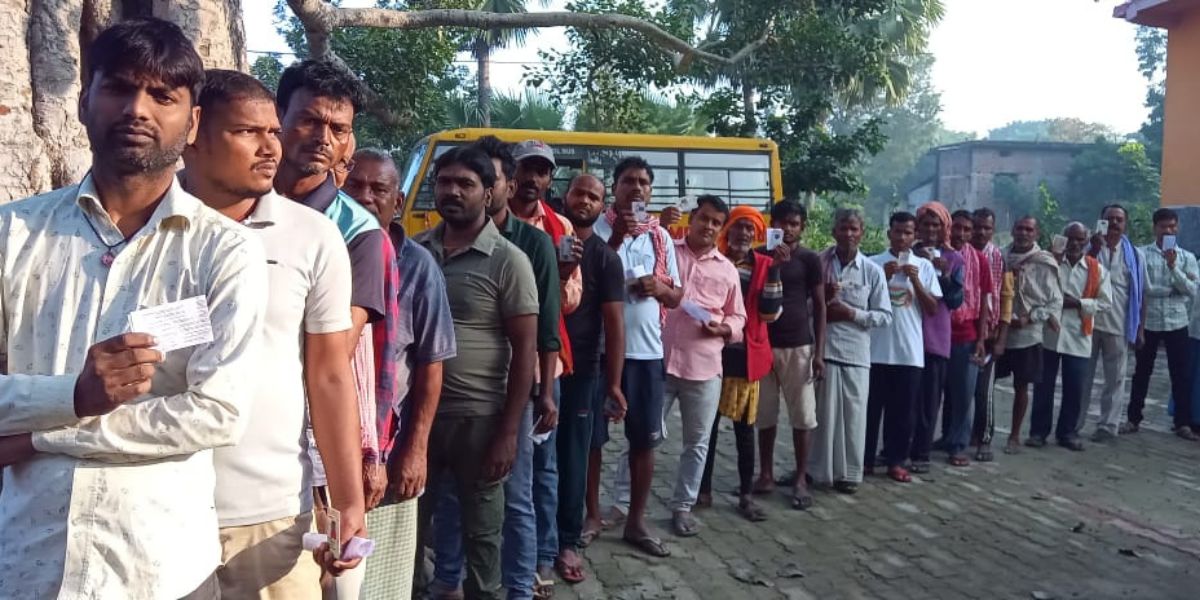 Voters lined up at a polling booth in Bihar. (CEO Bihar)
