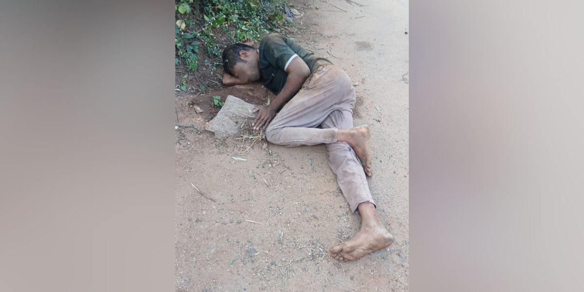The deceased has been identified as Ramnarayanan Bhaiyar (31), who was working as a labourer in the area.